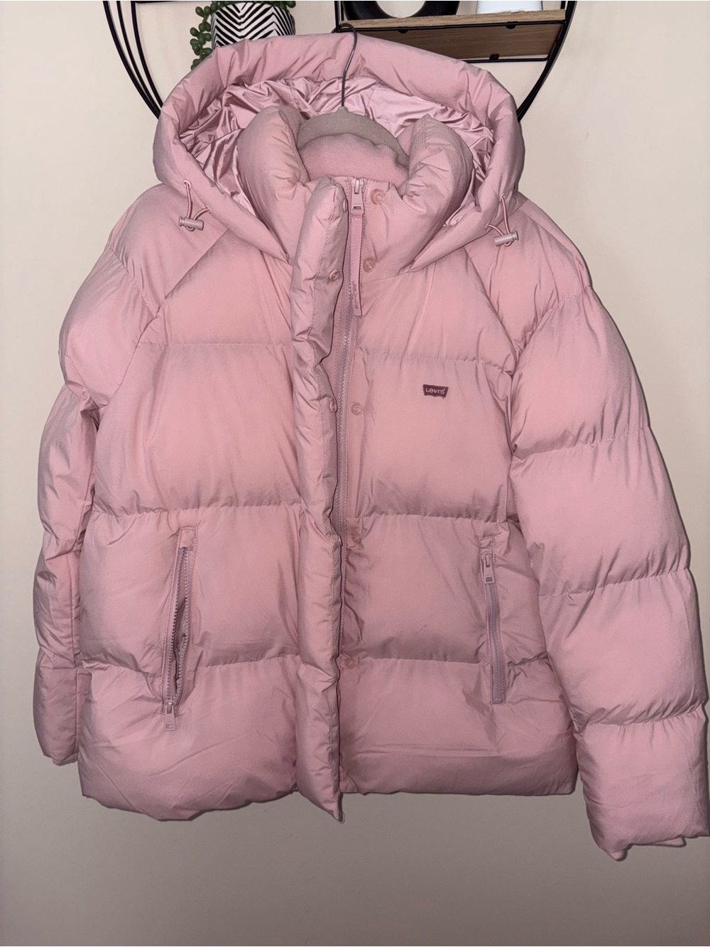 Levi's Light Pink Hooded Cropped Puffer Jacket